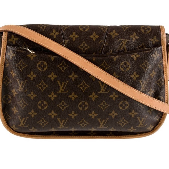 Louis Vuitton Menilmontant MM - Picture 3 of 5